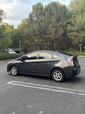 2010 Toyota Prius III