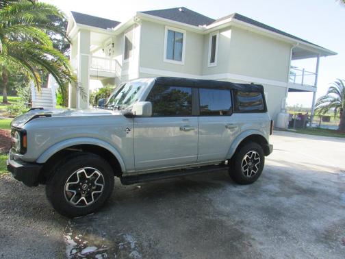 2023 Ford Bronco Outer Banks Advanced