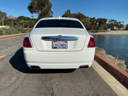 2018 Rolls-Royce Ghost Base