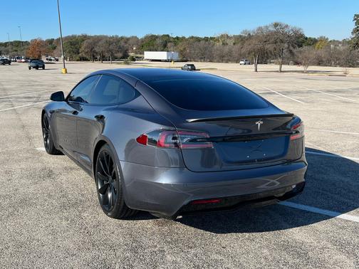 2022 Tesla Model S Long Range