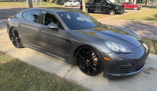 2013 Porsche Panamera Panamera S-Hybrid