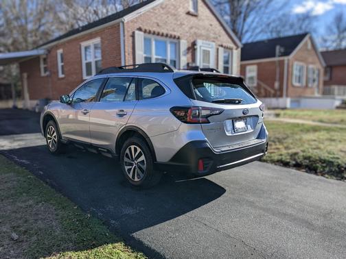 2020 Subaru Outback Base