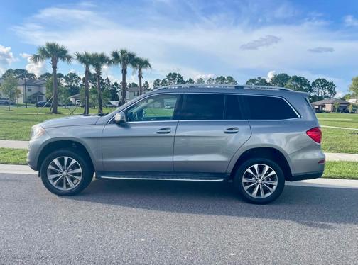 Gray 2014 Mercedes-Benz GL-Class GL 450 4MATIC
