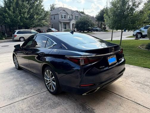 Blue 2019 Lexus ES 350 Luxury