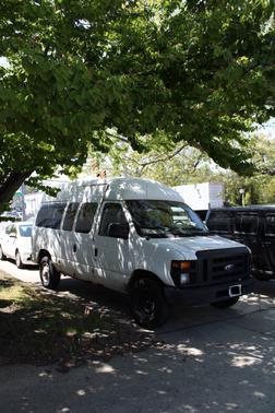 White 2009 Ford E250 Base
