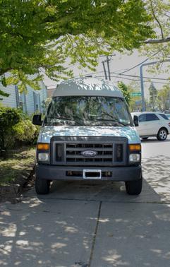 White 2009 Ford E250 Base