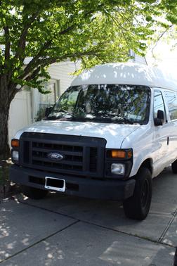 White 2009 Ford E250 Base
