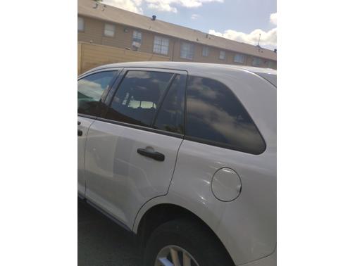 White 2013 Ford Edge SE