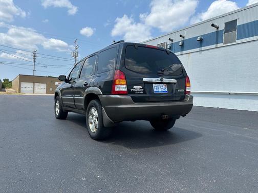 Black 2003 Mazda Tribute LX V6