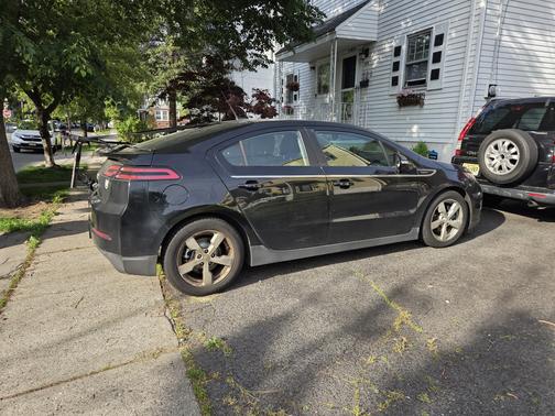 2014 Chevrolet Volt Base