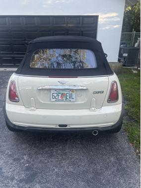 2006 MINI Cooper Base