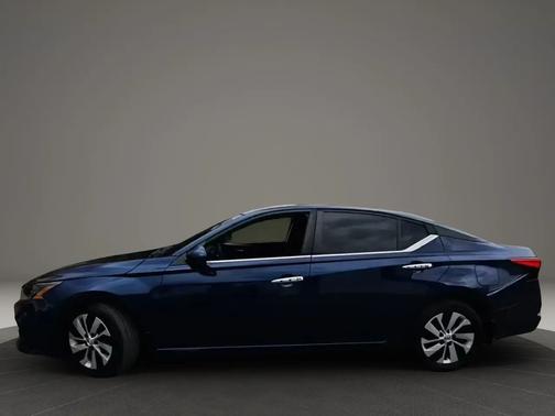2022 Nissan Altima 2.5 S