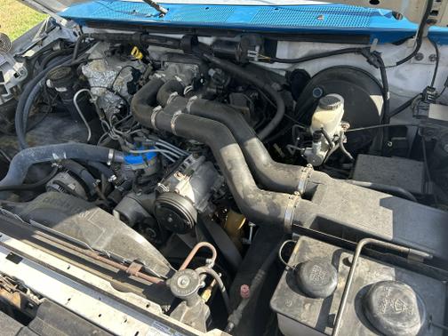 1996 Ford F-250 XL SuperCab H/D