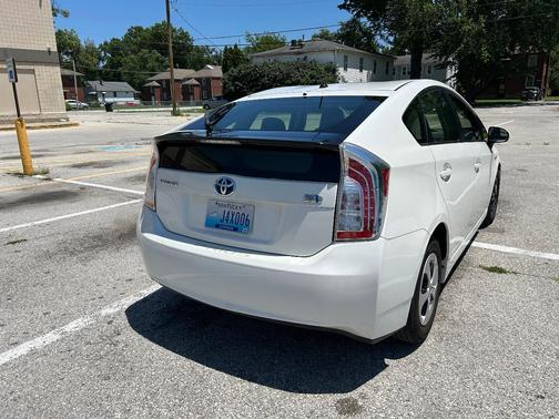 White 2012 Toyota Prius Two
