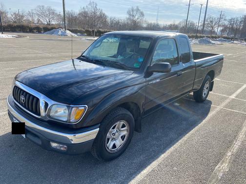 2004 Toyota Tacoma Xtracab