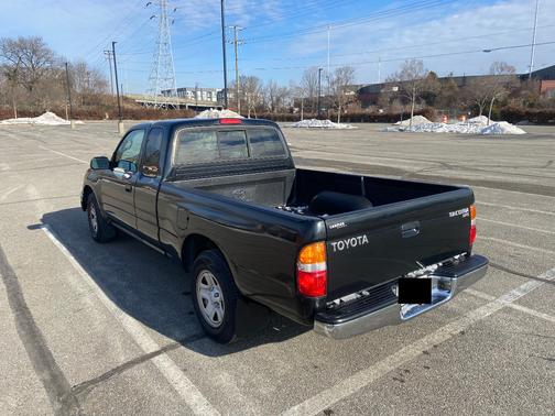 2004 Toyota Tacoma Xtracab