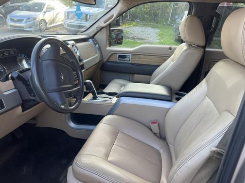 Brown 2011 Ford F-150 Lariat