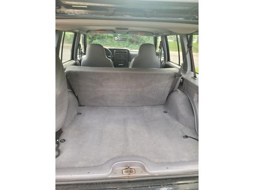 1998 Jeep Cherokee Classic 4WD