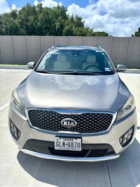 Silver 2016 Kia Sorento SXL