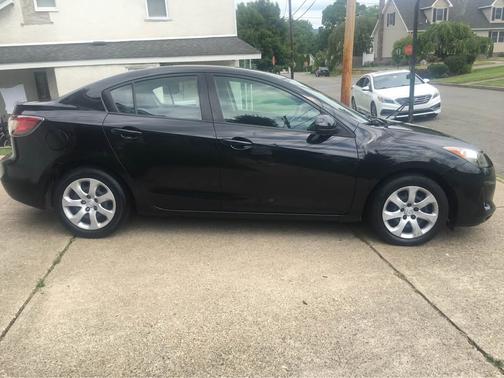 2012 Mazda Mazda3 i Sport