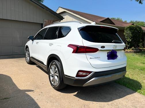 Photo 2 of 9 of 2020 Hyundai Santa Fe Limited 2.4