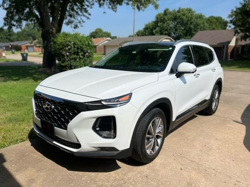 Photo 3 of 9 of 2020 Hyundai Santa Fe Limited 2.4