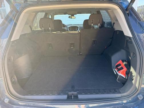 Blue 2020 GMC Terrain SLE