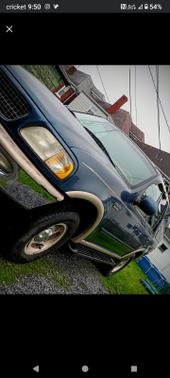 Blue 1998 Ford Expedition Eddie Bauer 4WD