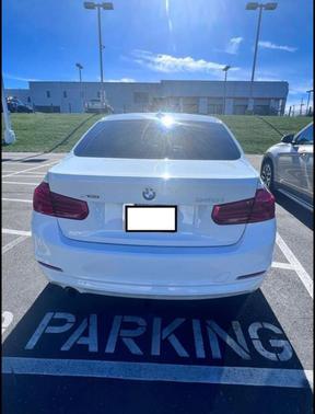 White 2018 BMW 320 i xDrive