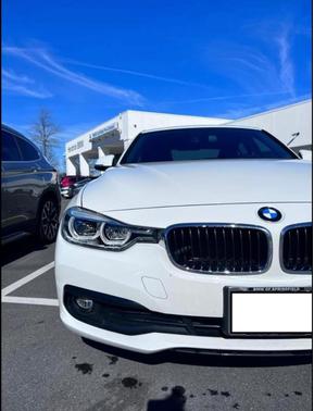 White 2018 BMW 320 i xDrive