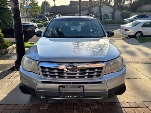 Silver 2012 Subaru Forester 2.5X