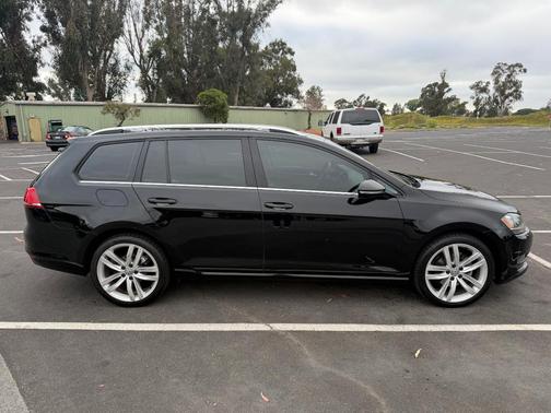 Black 2015 Volkswagen Golf SportWagen TDI SEL 4-Door