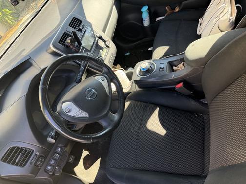2015 Nissan Leaf S