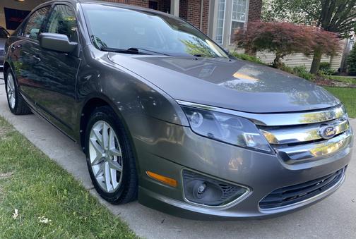 Photo 4 of 15 of 2010 Ford Fusion SEL