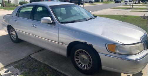 1999 Lincoln Town Car Cartier