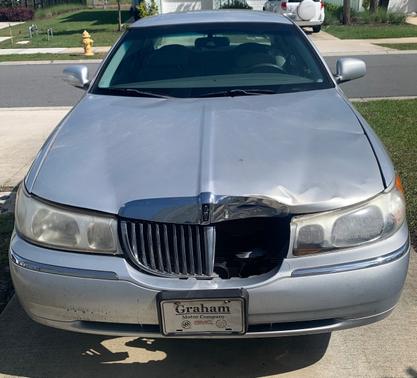 1999 Lincoln Town Car Cartier