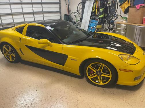 Yellow 2006 Chevrolet Corvette Z06