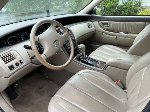 2002 Toyota Avalon XLS