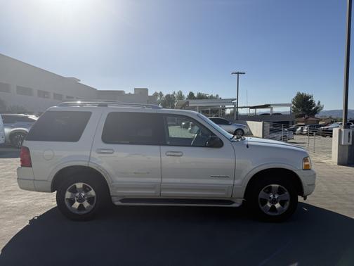 2004 Ford Explorer Limited