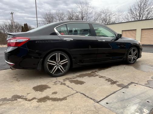 2017 Honda Accord Sport