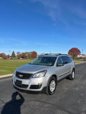2016 Chevrolet Traverse LS