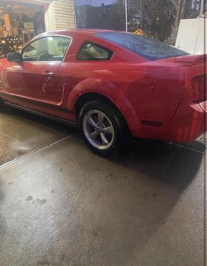2006 Ford Mustang Base