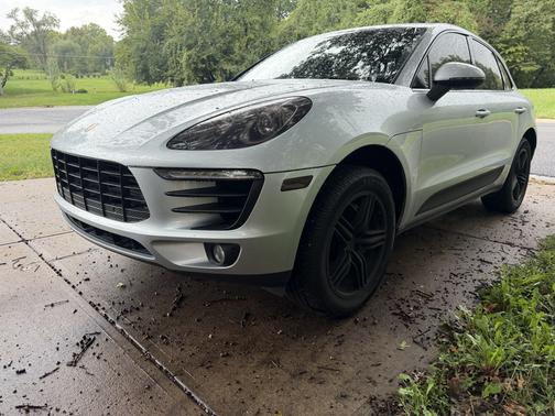 Gray 2015 Porsche Macan Macan S