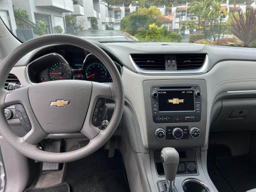 2017 Chevrolet Traverse LS