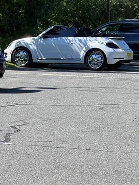 White 2014 Volkswagen Beetle 2.0L TDI