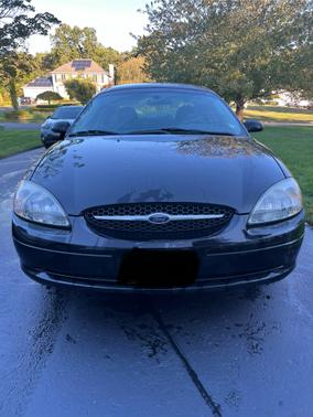 2002 Ford Taurus LX