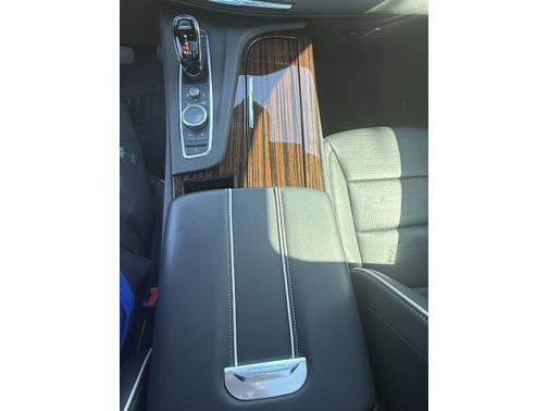 2022 Cadillac Escalade ESV Premium Luxury