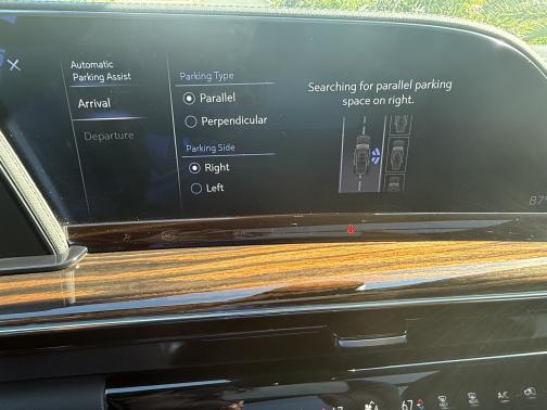 2022 Cadillac Escalade ESV Premium Luxury