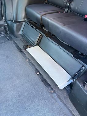 White 2016 Toyota Sienna SE