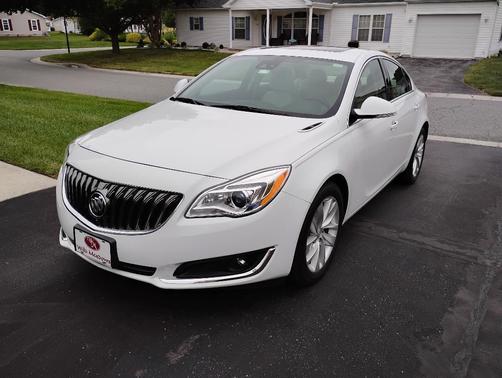 White 2017 Buick Regal Turbo Premium II